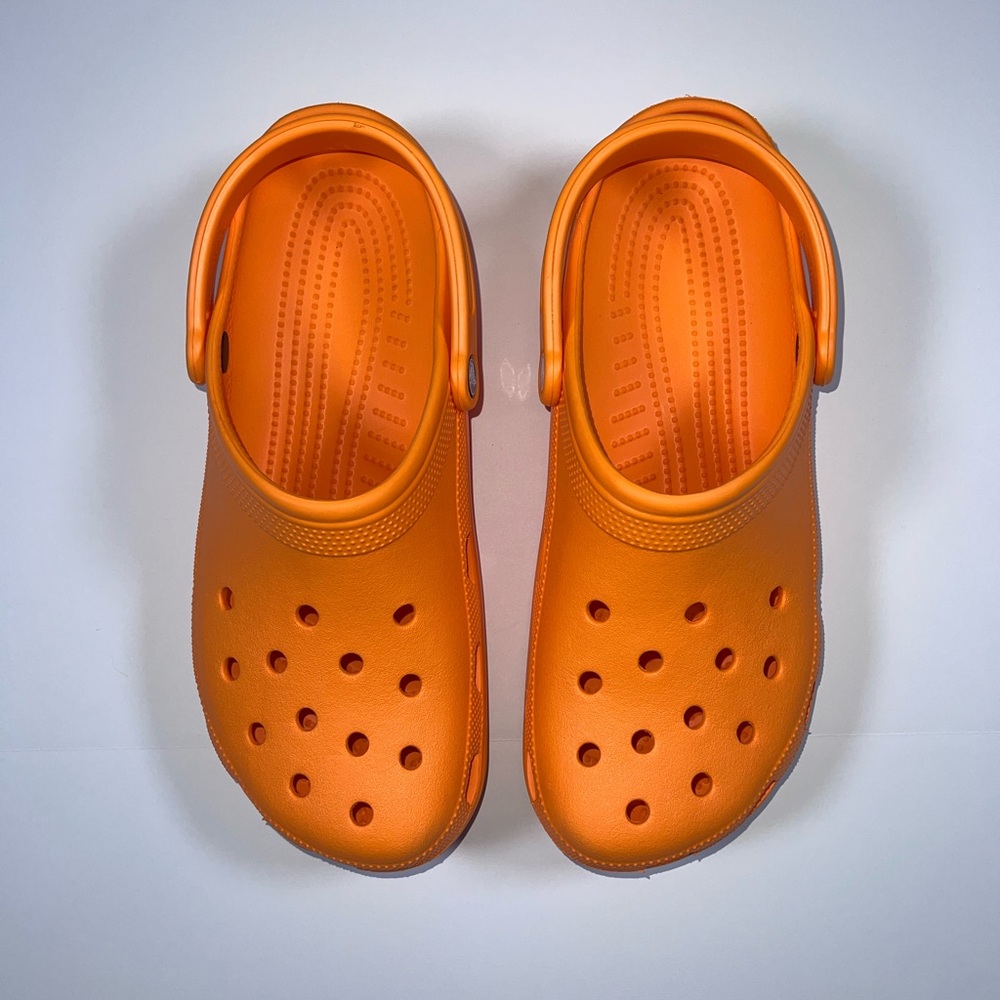 Crocs Classic Clogs Orange Unisex M10 / W12 Comfort Shoes - Picture 5 of 7